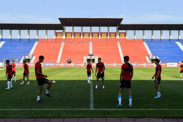 广厦后卫姜文转会北京首钢 曾获得发展联赛MVP